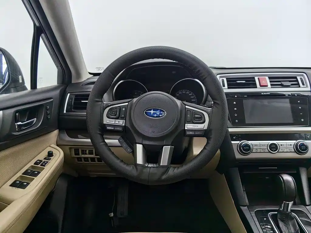 Subaru Outback 2015 — фото 11