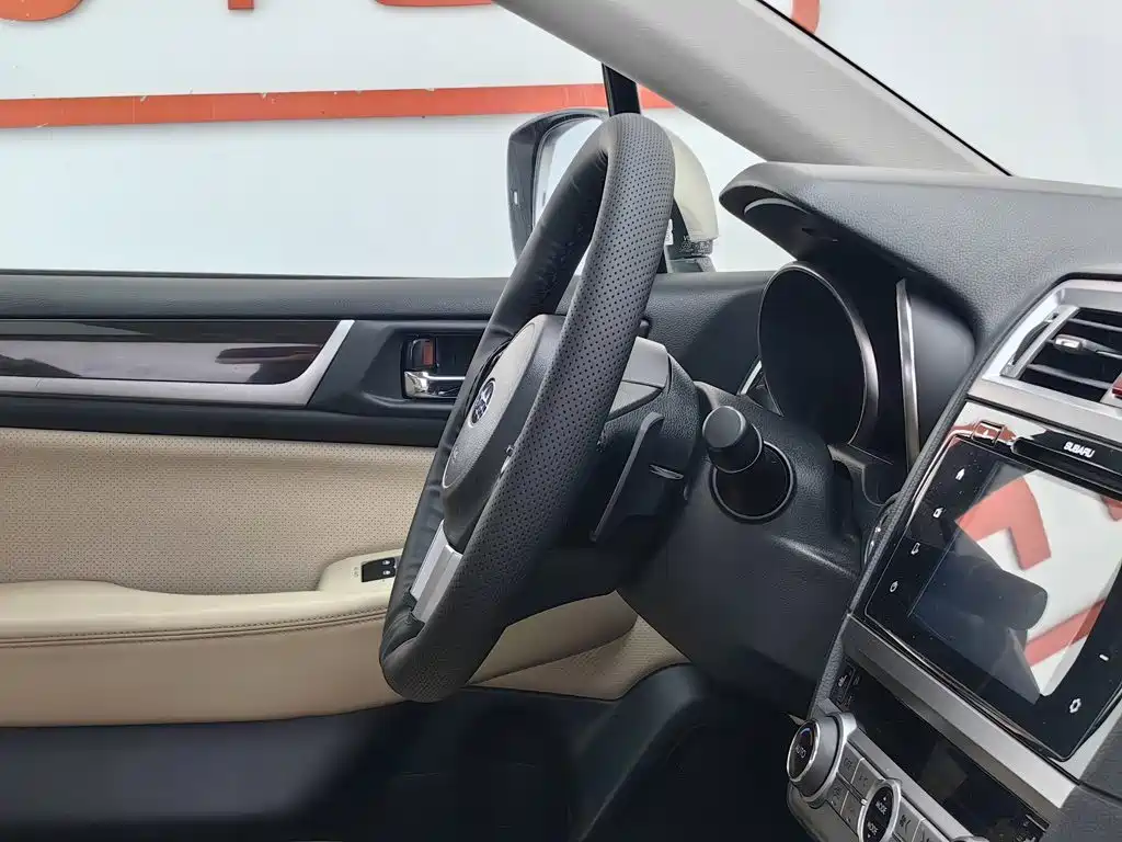 Subaru Outback 2015 — фото 22