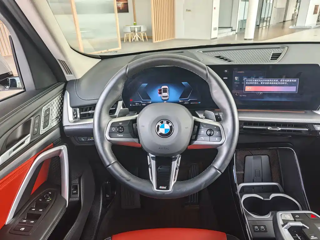 BMW X1 2025 — фото 10