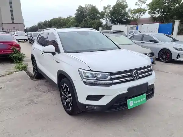 Volkswagen Tharu 2022