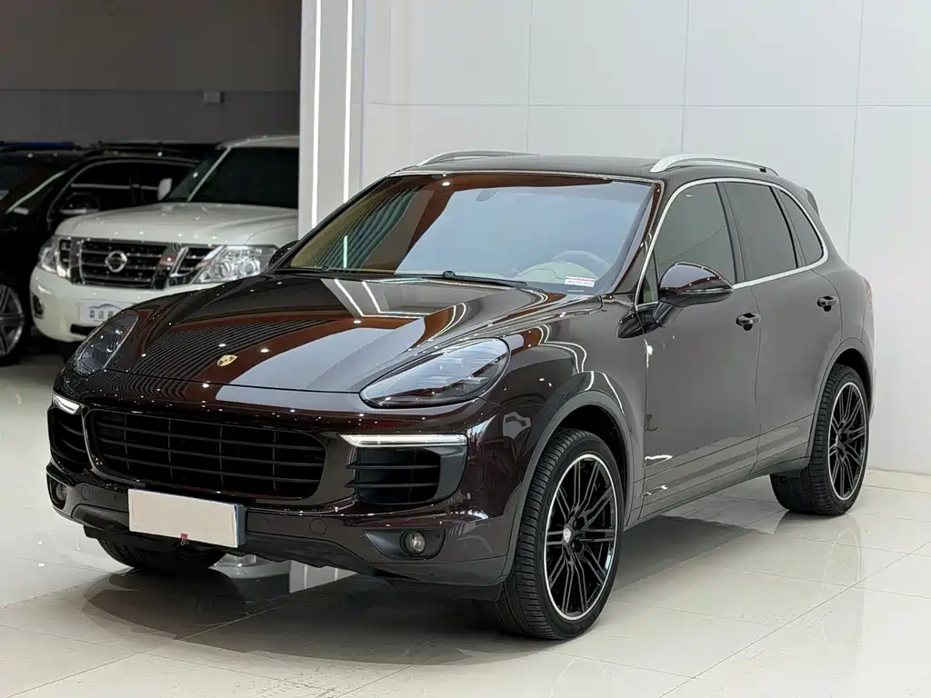 Porsche Cayenne 2015 — фото 2