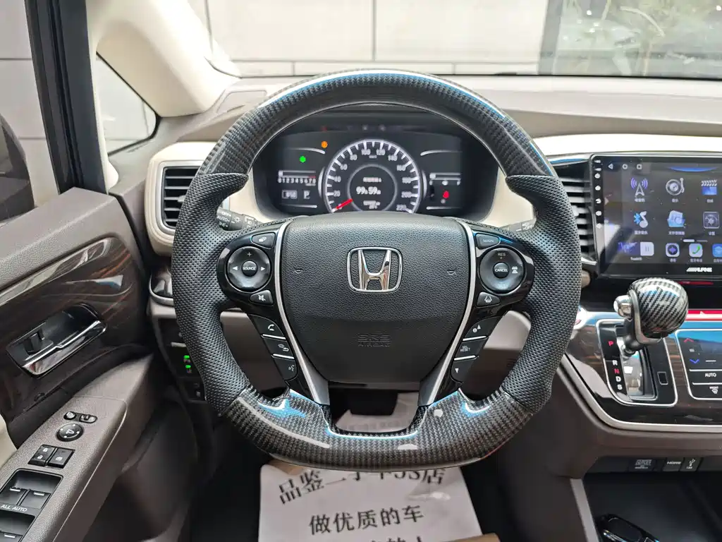 Honda Odyssey 2018 — фото 11