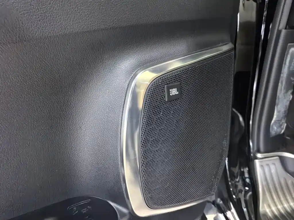Toyota Alphard 2019 — фото 6