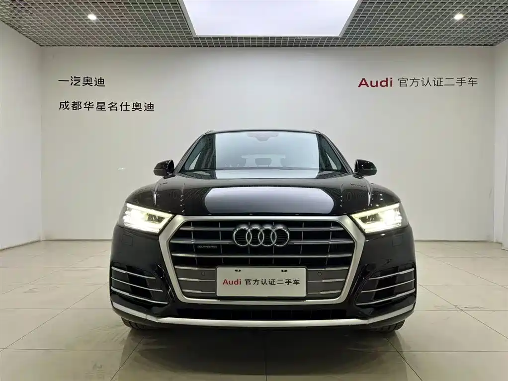Audi Q5L 2020 — фото 2