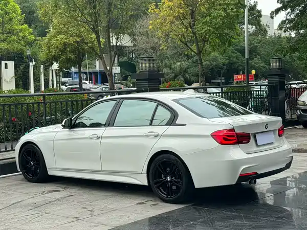 BMW 3 Series 2017