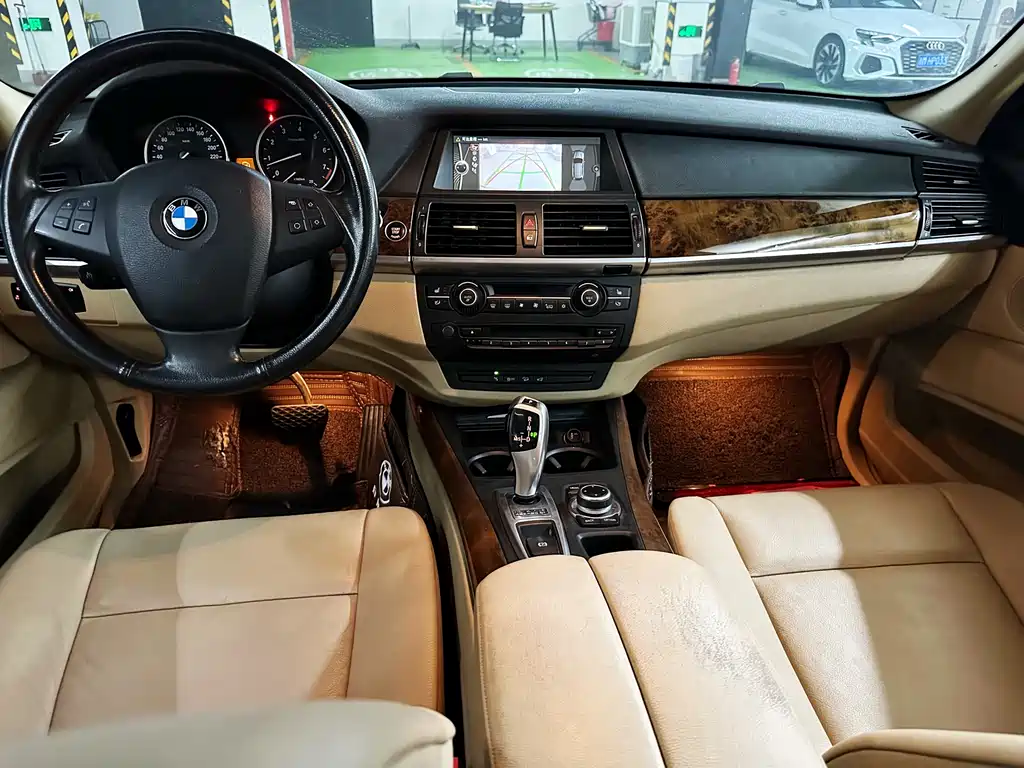 BMW X5 2013 — фото 9