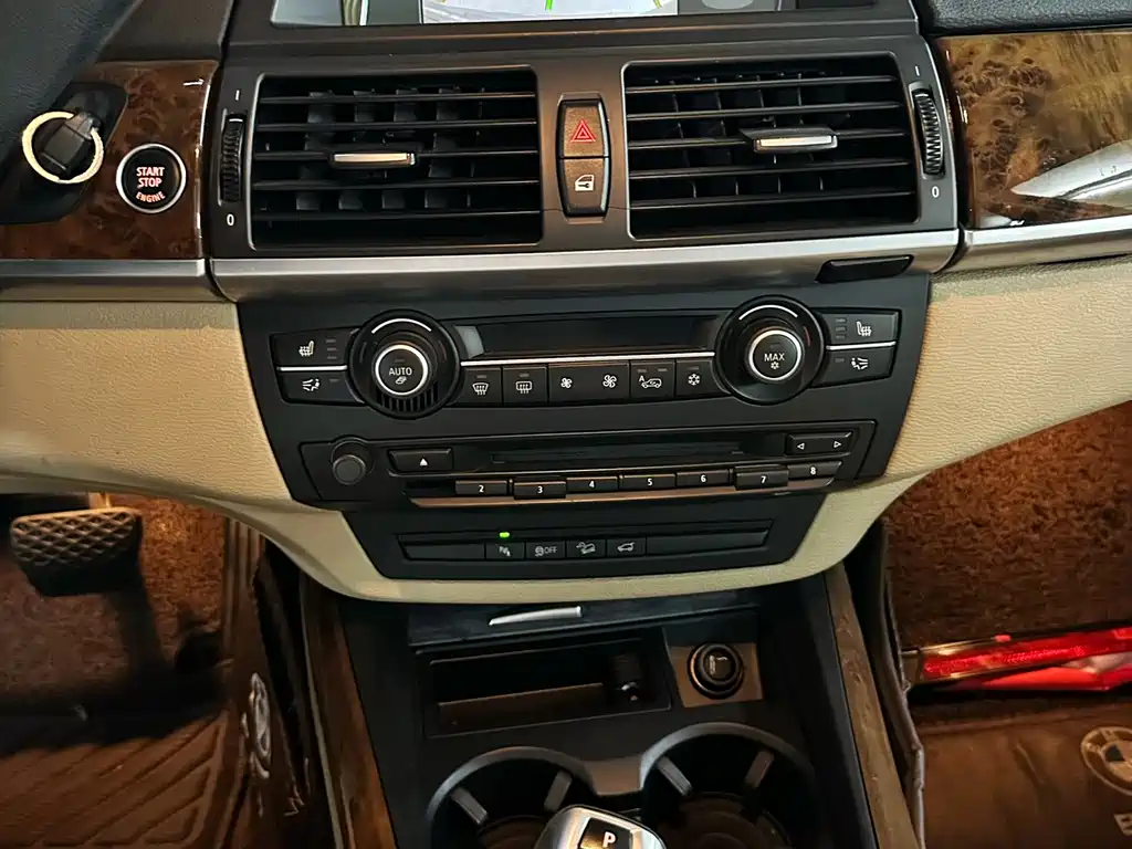 BMW X5 2013 — фото 16