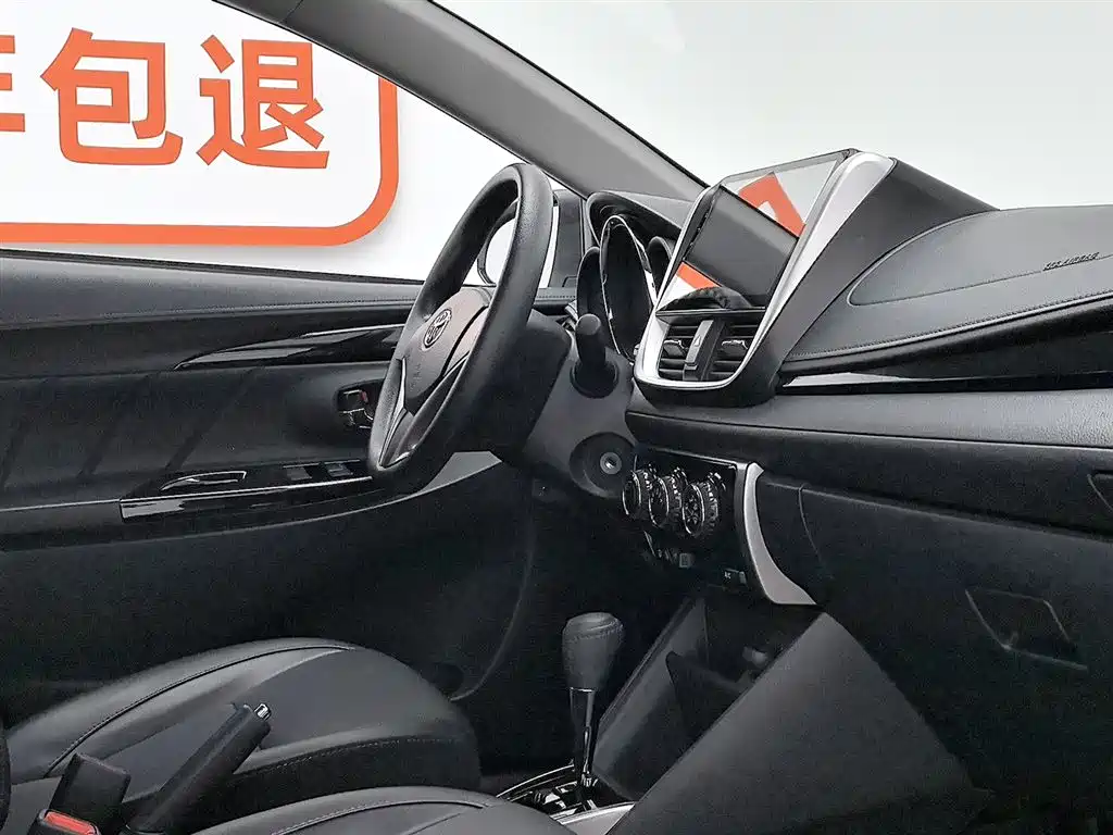 Toyota Yaris L 2020 — фото 22