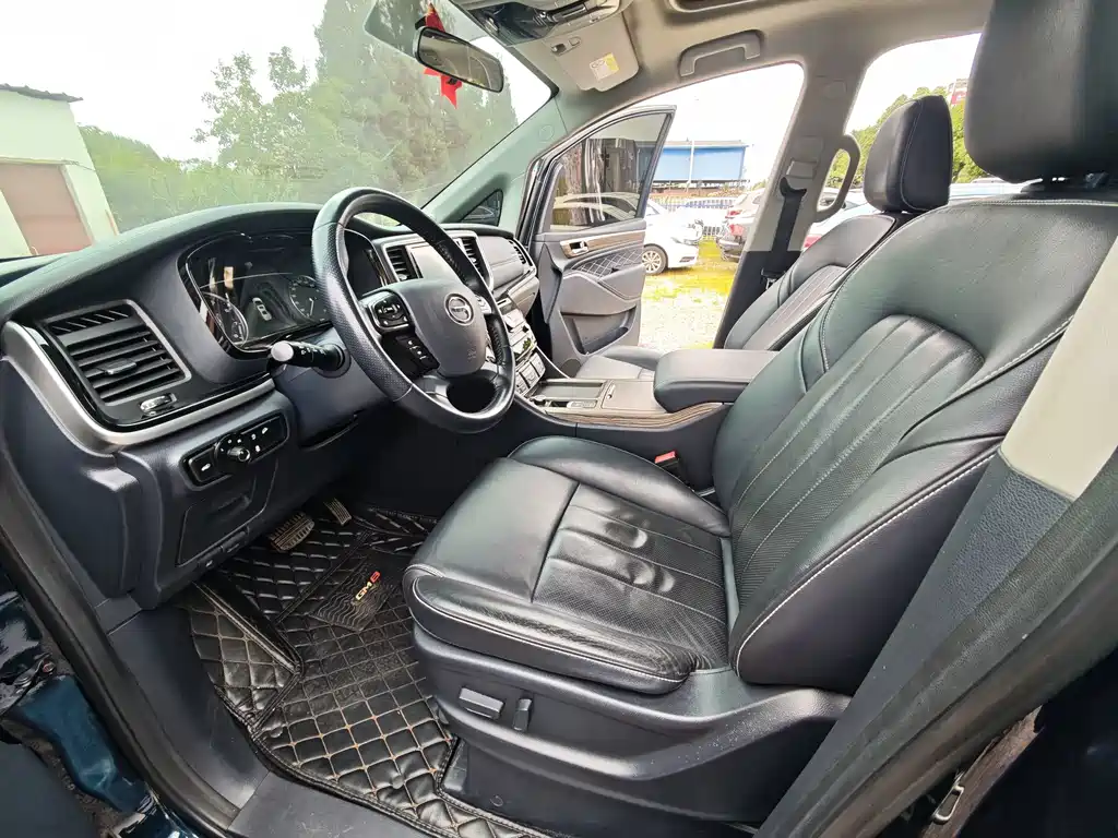 GAC Trumpchi M8 2020 — фото 13