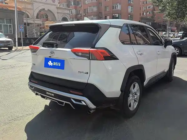 Toyota RAV4 2024