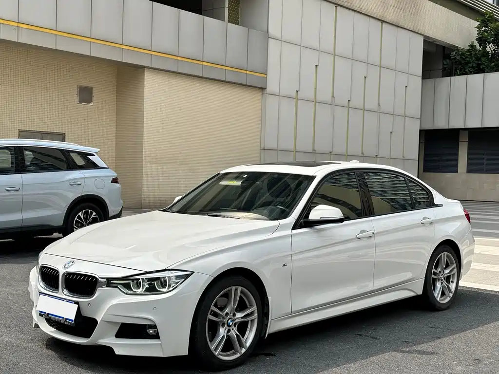 BMW 3 Series 2019 — фото 1