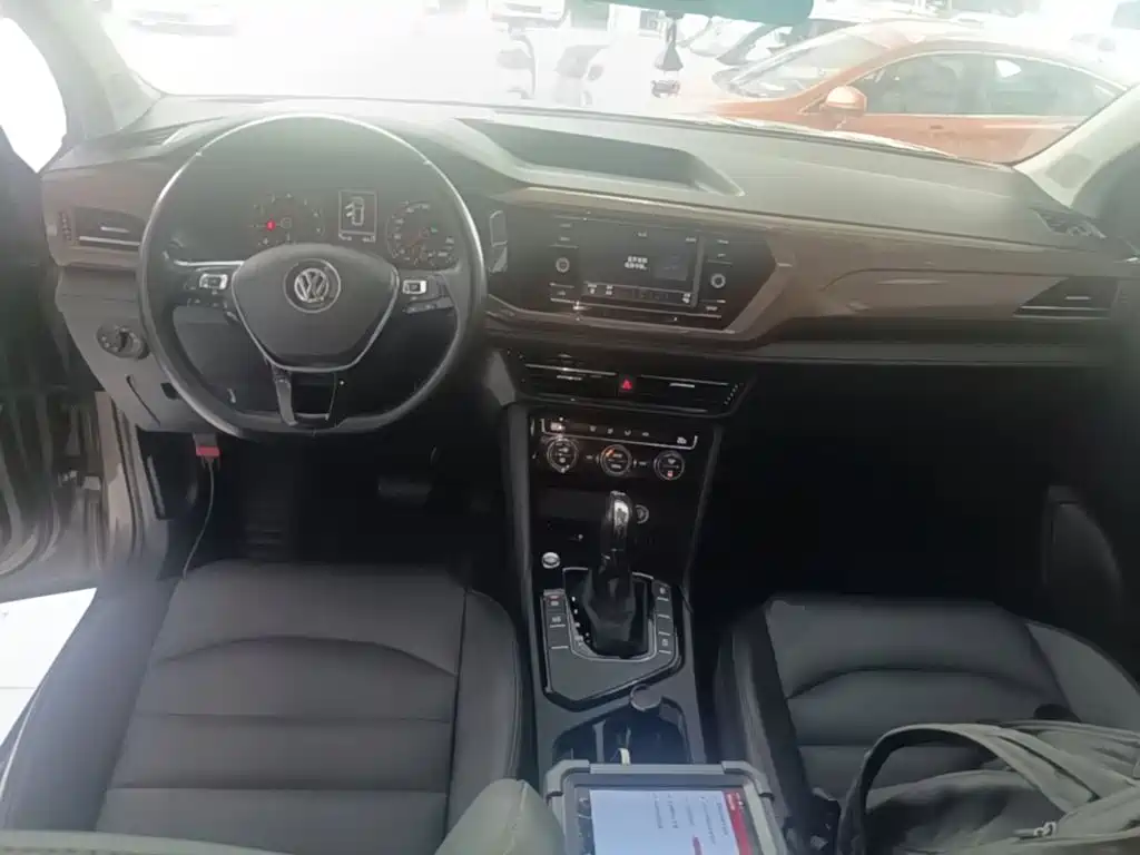 Volkswagen Tharu 2019 — фото 10