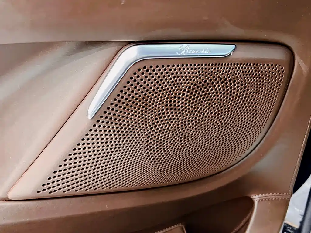 Mercedes-Benz V-Class 2025 — фото 26