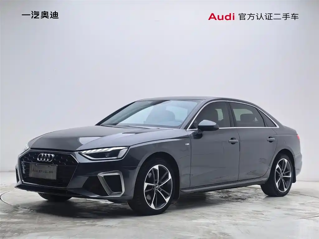 Audi A4L 2022 — фото 1