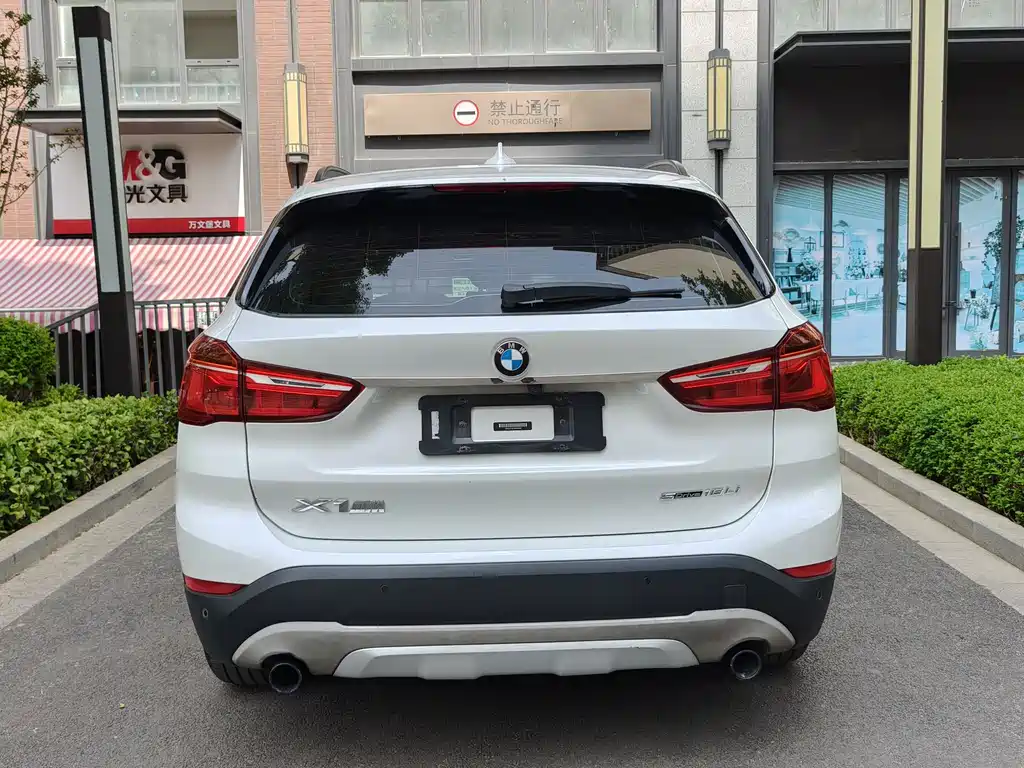 BMW X1 2018 — фото 5