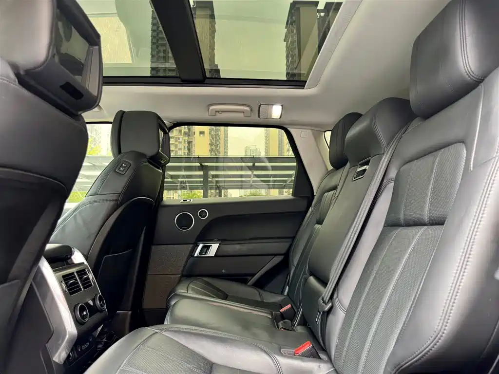 Land Rover Range Rover Sport 2018 — фото 16