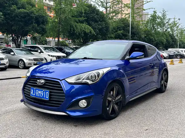 Hyundai Veloster 2014