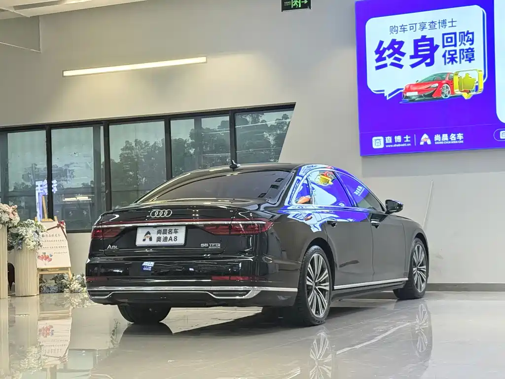 Audi A8 2019 — фото 16