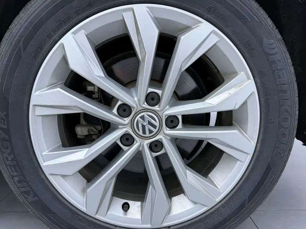 Volkswagen Magotan 2019 — фото 10