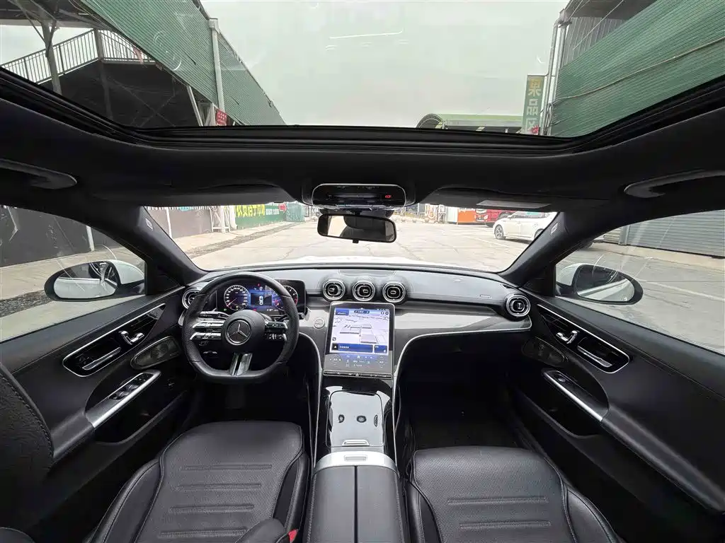 Mercedes-Benz C-Class 2022 — фото 10