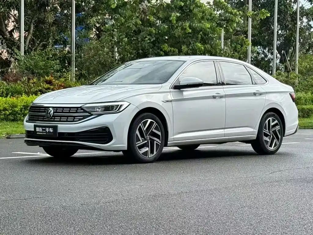 Volkswagen Sagitar 2023