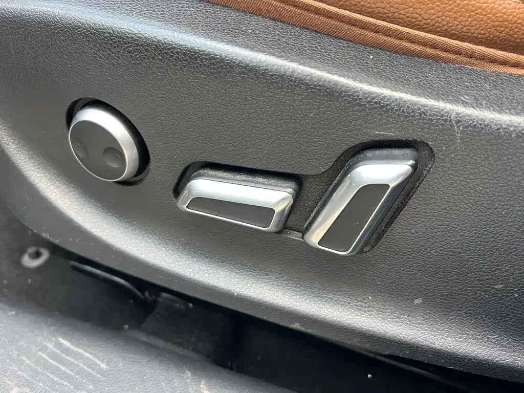 Haval H6 2015 — фото 17