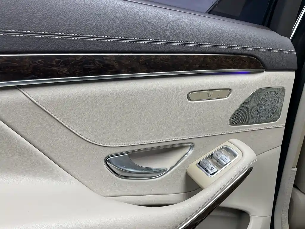 Mercedes-Benz S-Class 2016 — фото 16