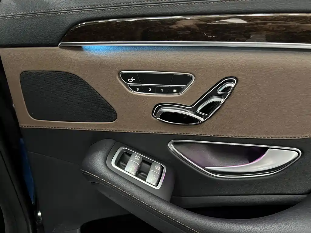 Mercedes-Benz S-Class 2018 — фото 19