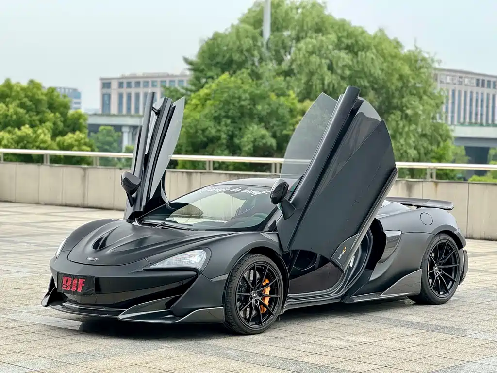 McLaren 600LT 2020 — фото 1
