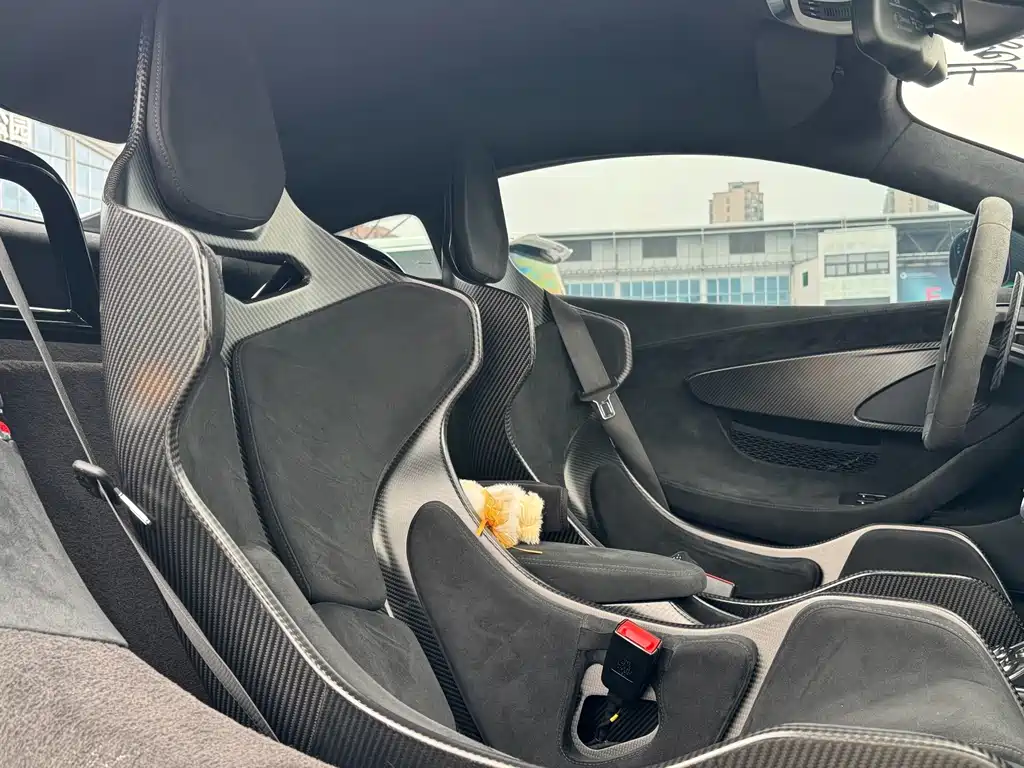 McLaren 600LT 2020 — фото 13