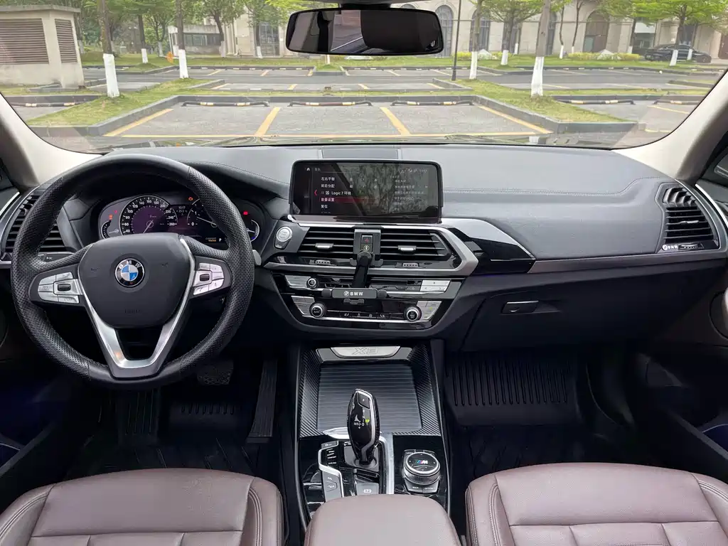 BMW X3 2019 — фото 17