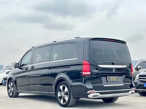 Mercedes-Benz V-Class 2022