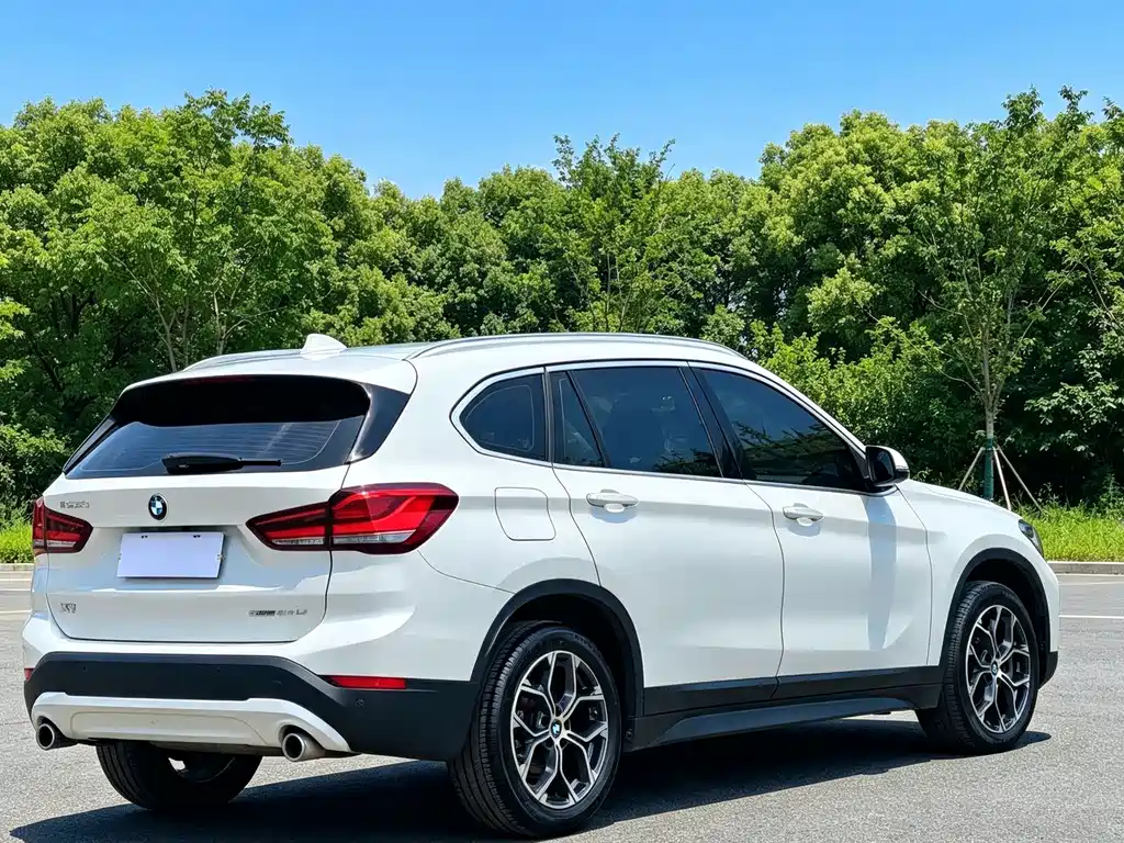 BMW X1 2023 — фото 15