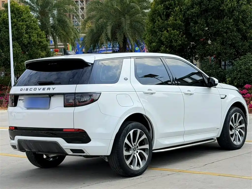Land Rover Discovery Sport 2022 — фото 10