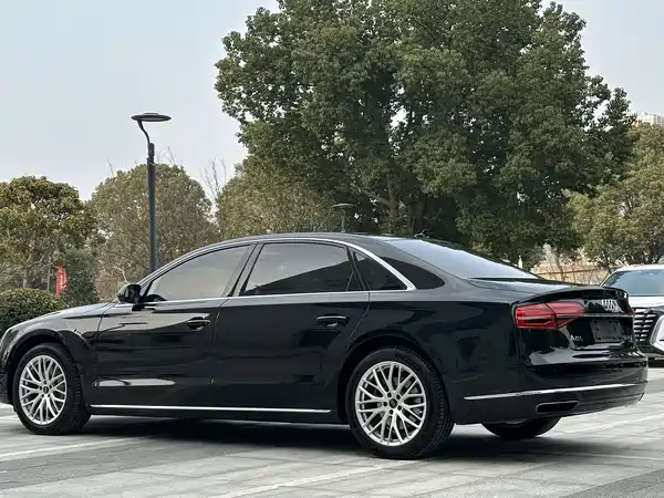 Audi A8 2016