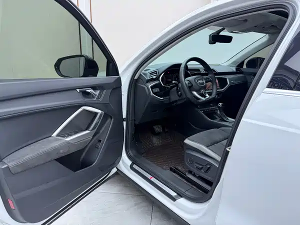 Audi Q3 2023