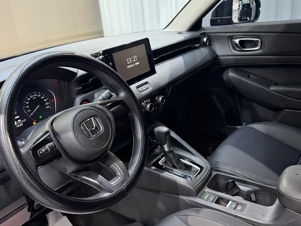 Honda Vezel 2023 — фото 10