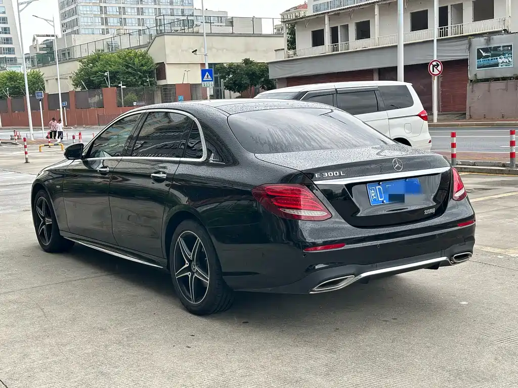 Mercedes-Benz E-Class 2020