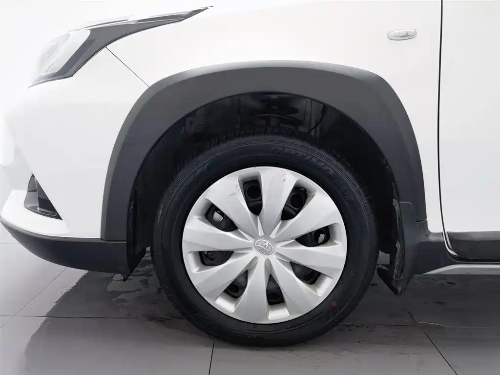 Toyota Yaris L 2020 — фото 17