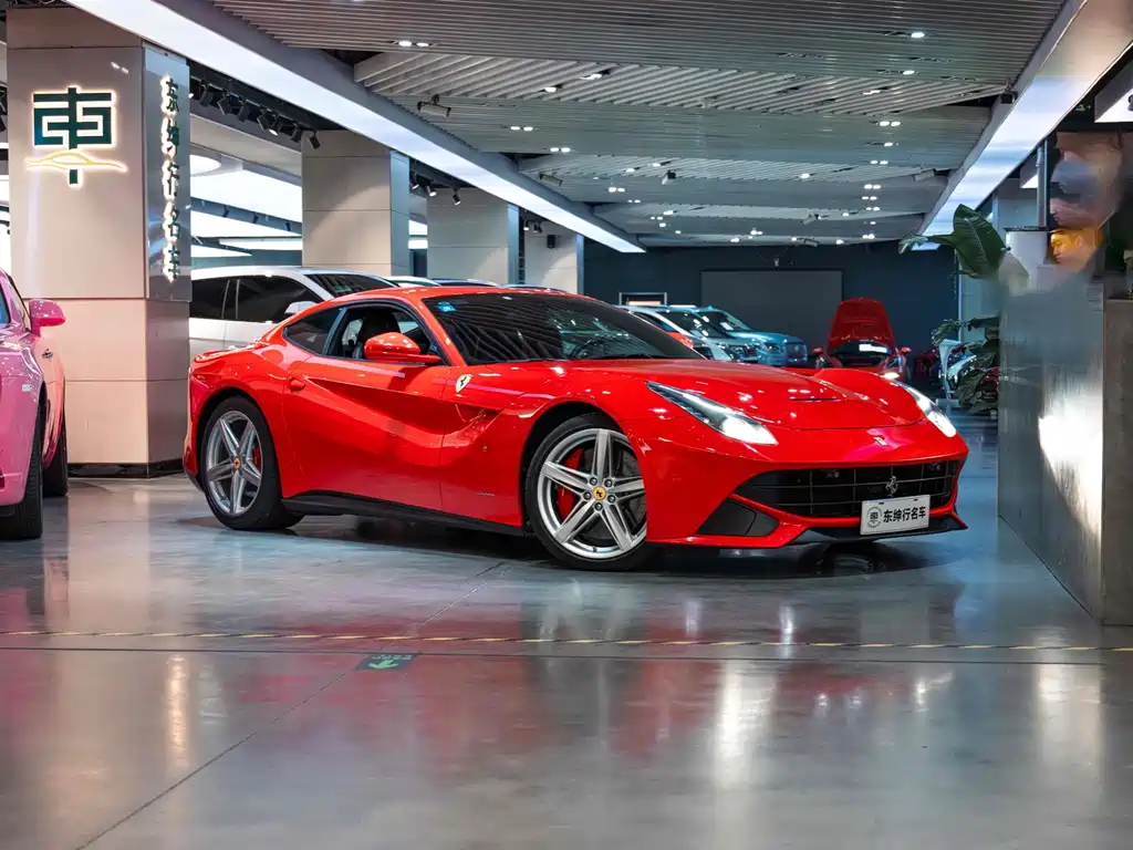 Ferrari F12berlinetta 2017 — фото 3