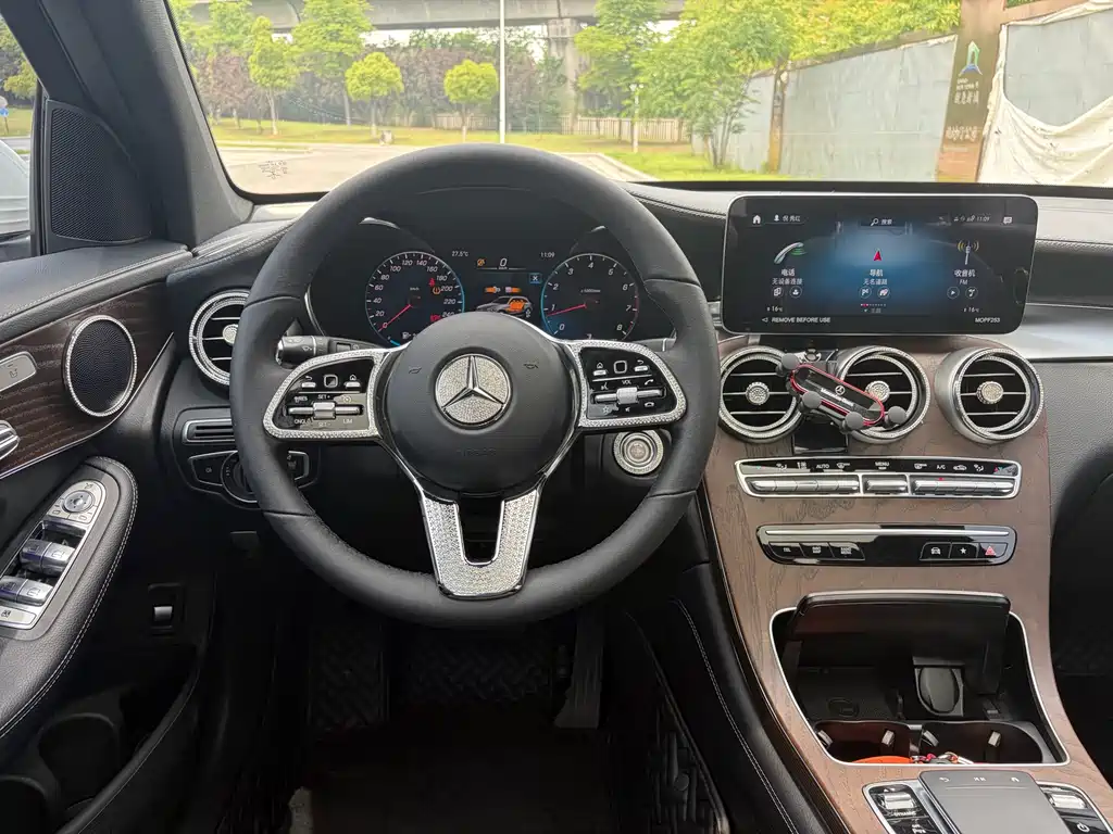 Mercedes-Benz GLC 2022 — фото 13