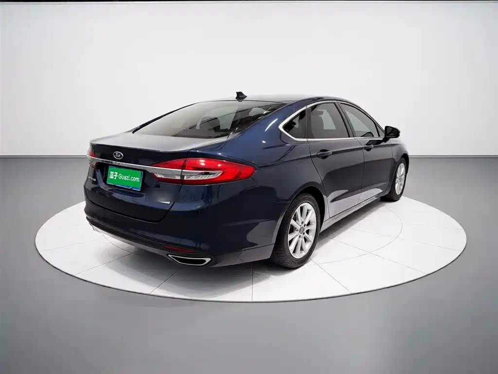 Ford Mondeo 2017 — фото 7