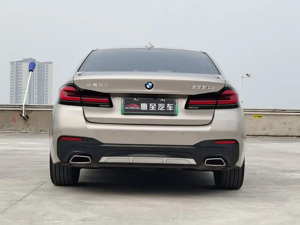 BMW 5 Series 2021