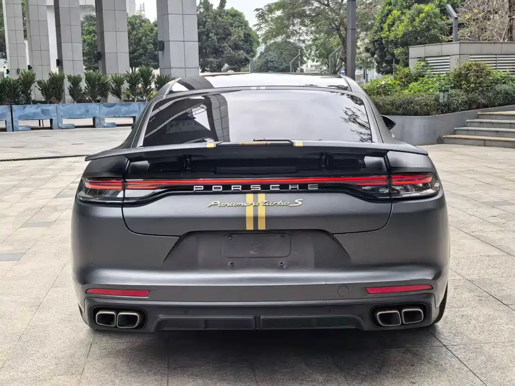 Porsche Panamera Hybrid 2023 — фото 12