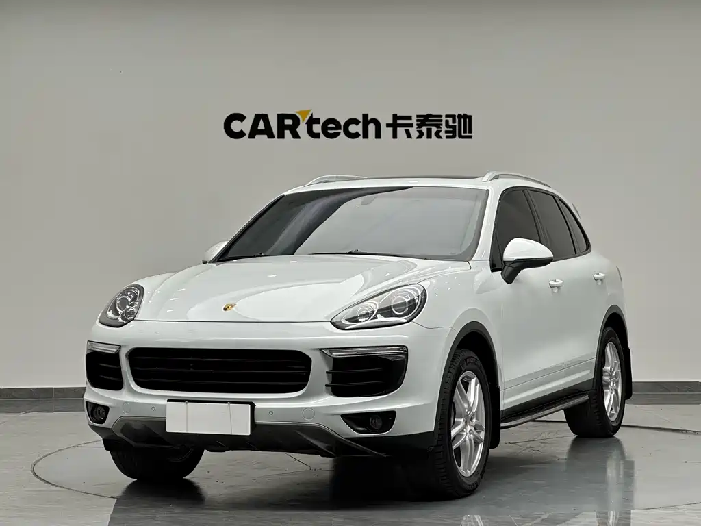Porsche Cayenne 2016 — фото 1