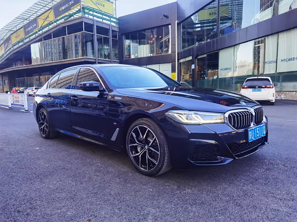 BMW 5 Series 2021
