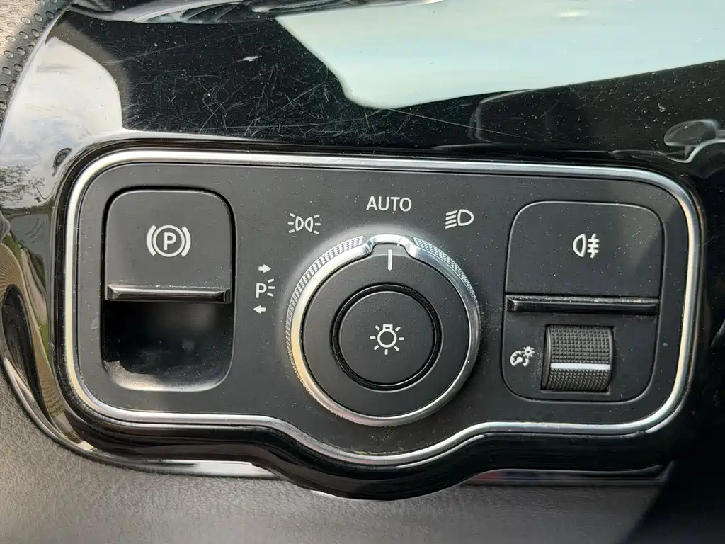Mercedes-Benz A-Class 2020 — фото 16