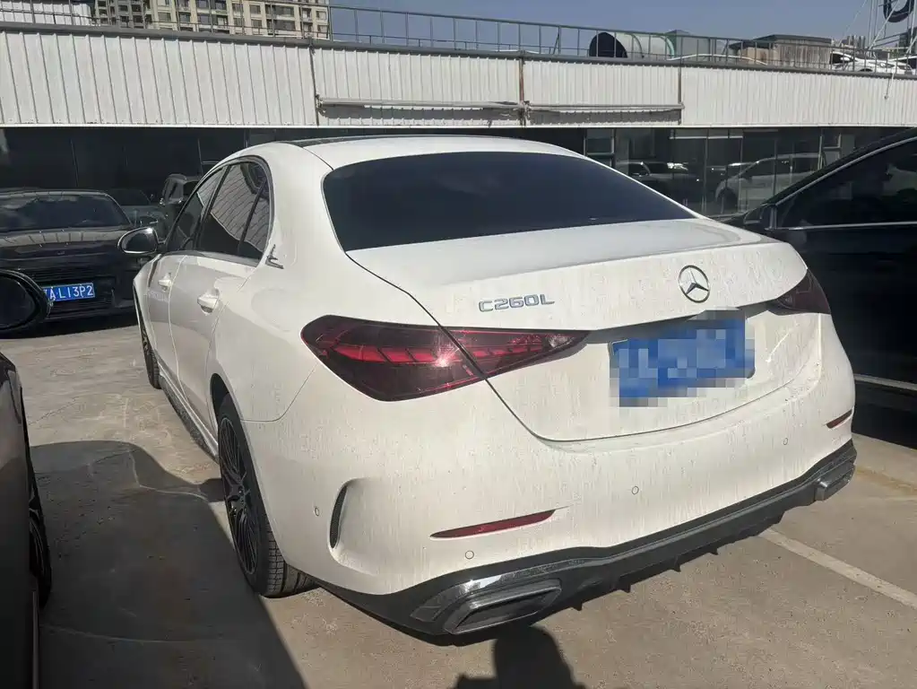 Mercedes-Benz C-Class 2023 — фото 11