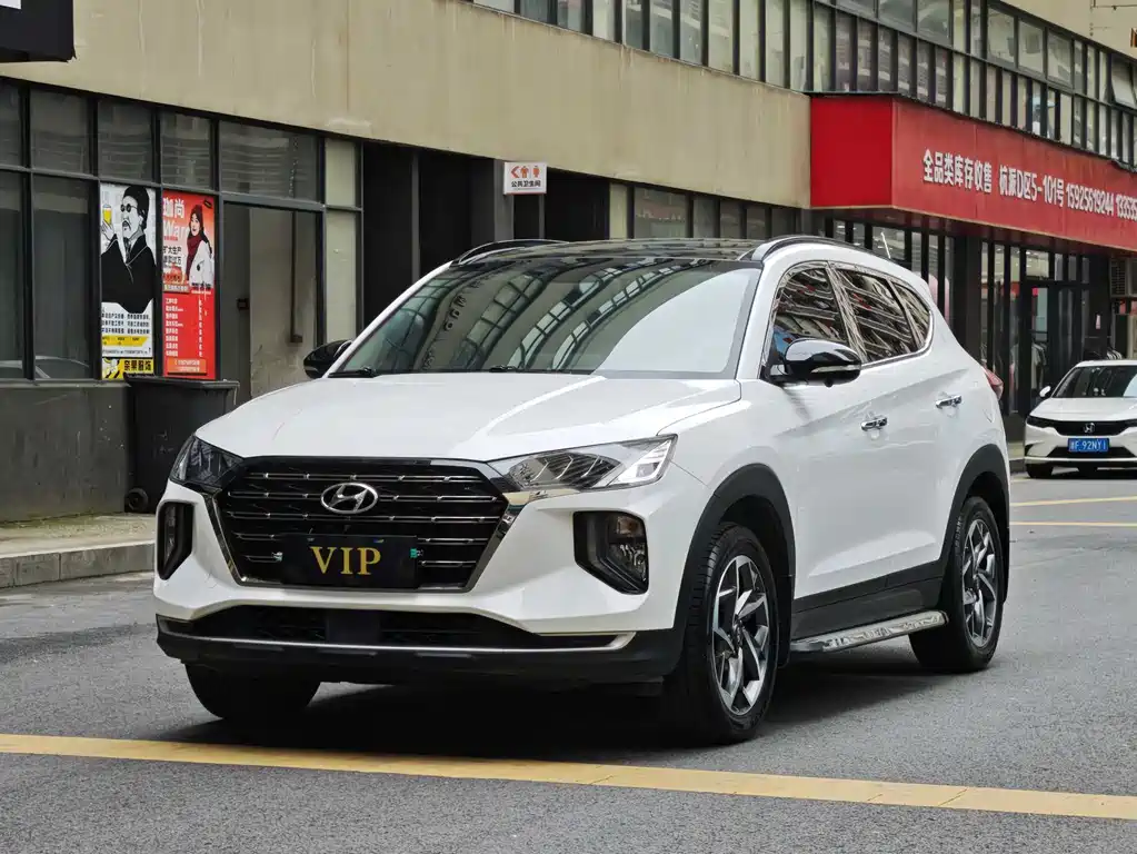 Hyundai Tucson 2021 — фото 1