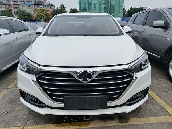 BAIC Shenbao D50 2018